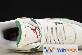 4 Jordan Green